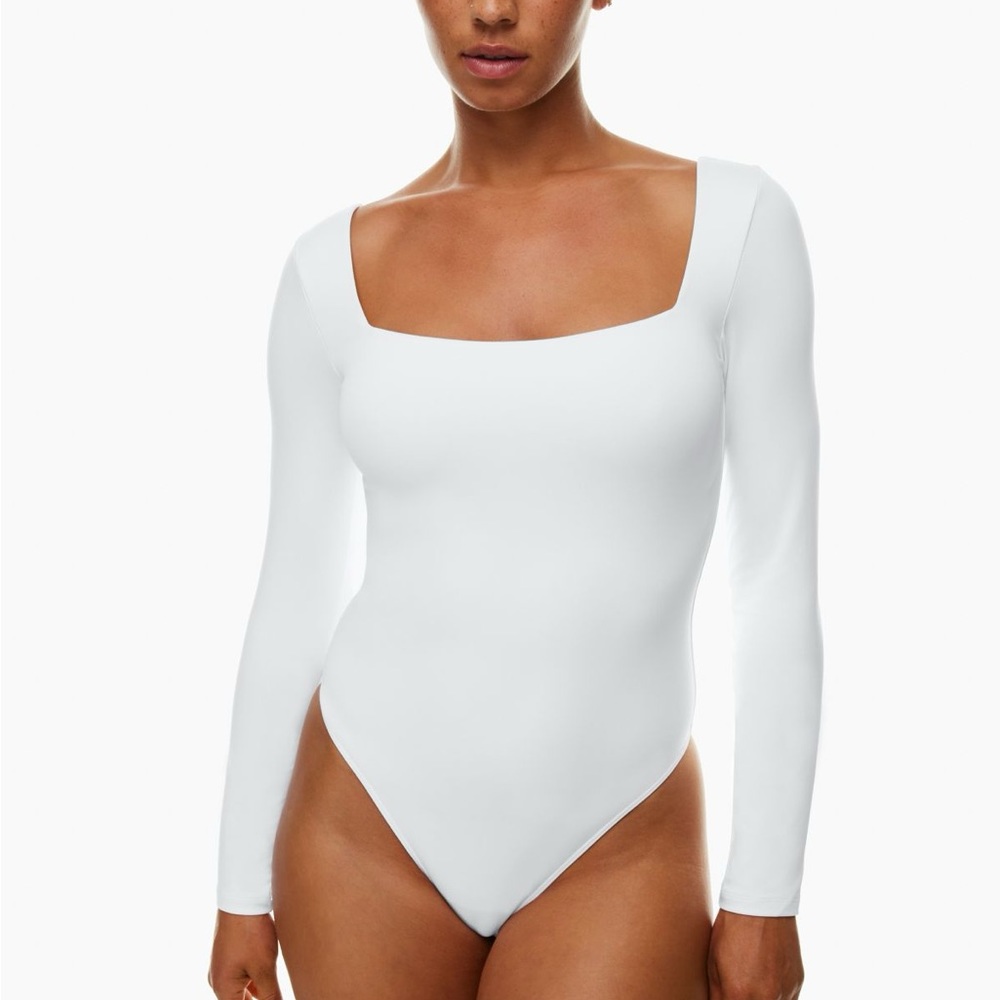 Aritzia Babaton Contour Squareneck Longsleeve Bodysuit in white